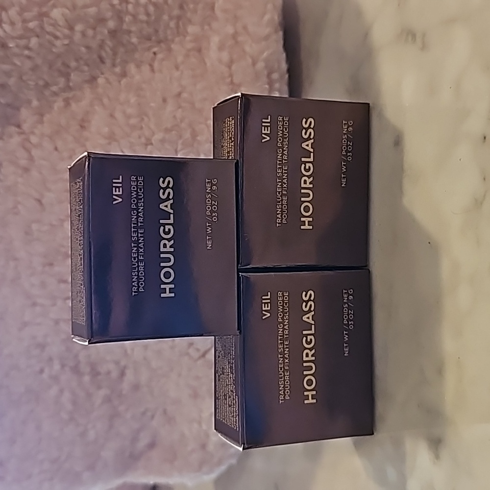 🆕 Hourglass Veil Mini Translucent Setting Powder x 3